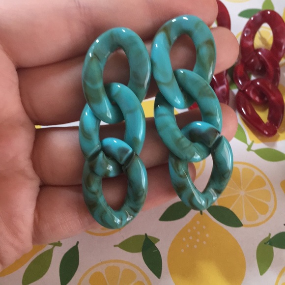 🍊 NWT Acrylic Stone Chain Resin Drop Earrings - Picture 2 of 13